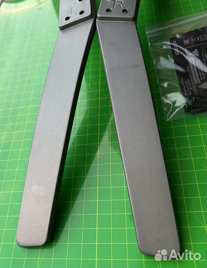 Ножки dexp F49D8000K + 6 винтов