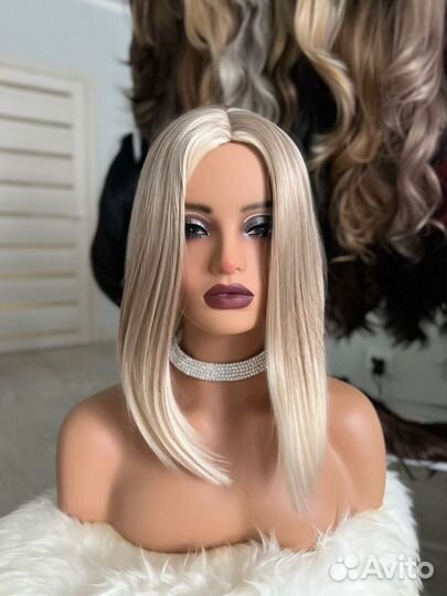 Парик блонд каре