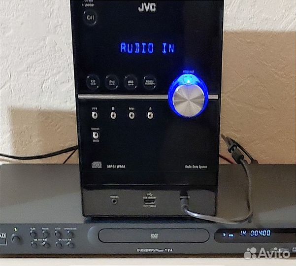 JVC CD Micro Stereo System I-Pod/USB/MP3/CD/FM/AUX