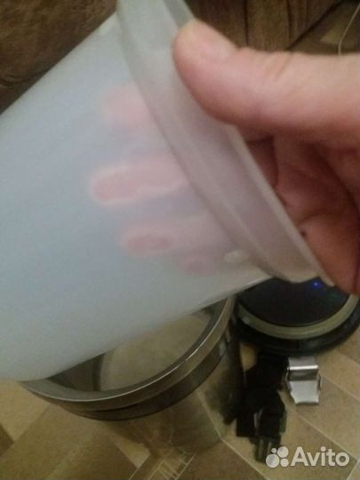 Термос с ручкой из коррозионостойкой стали