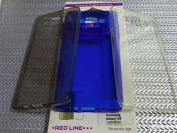 Чехол на телефон отдам за молочный шоколад