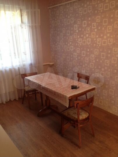 Комната 18 м² в 3-к., 1/1 эт.