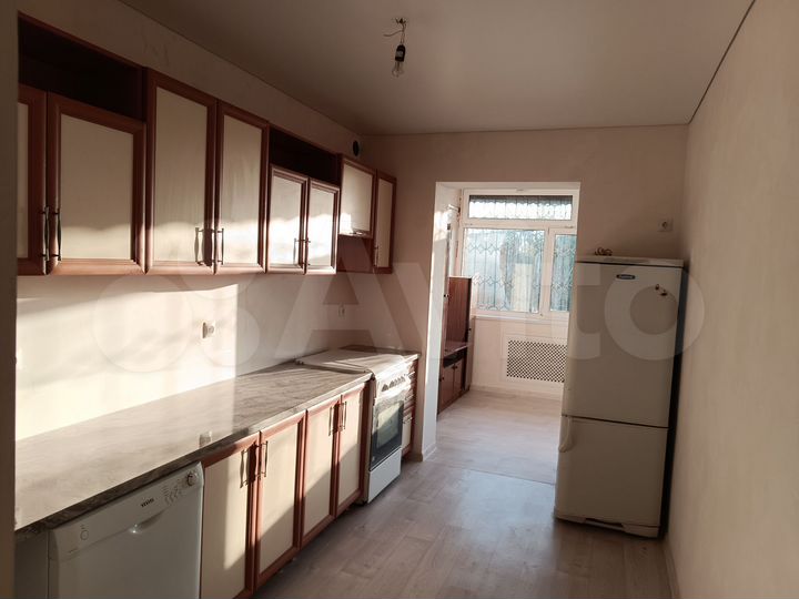 4-к. квартира, 120 м², 2/2 эт.