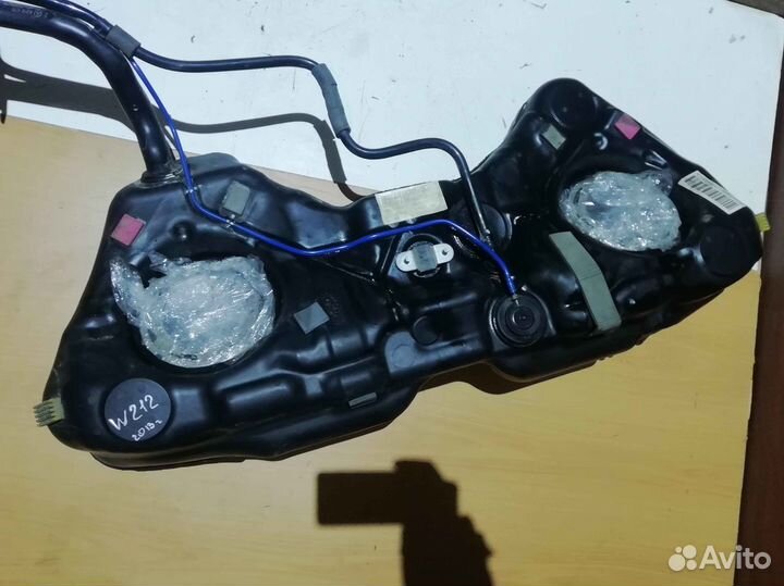 Бак топливный Mercedes E W212 diesel