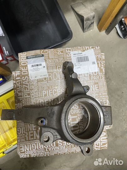 Поворотный кулак LADA largus