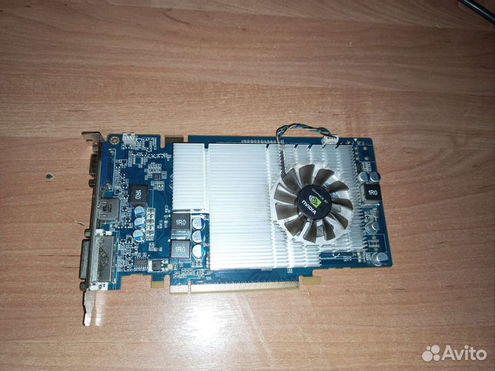 Видеокарта GT 330 2 Gb