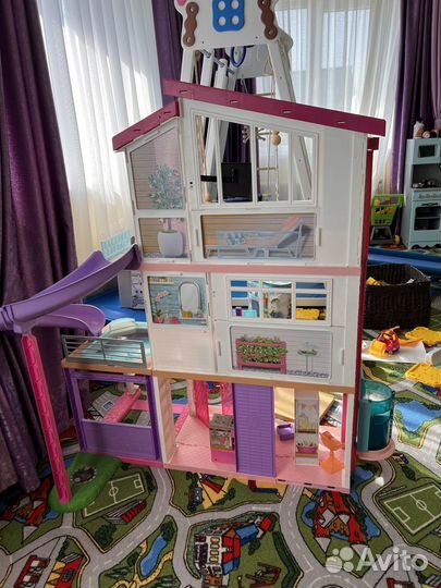 Кукольный домик с мебелью