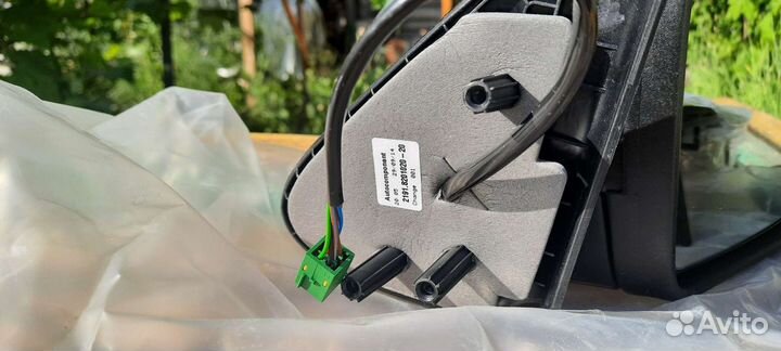 Зеркало правое LADA granta