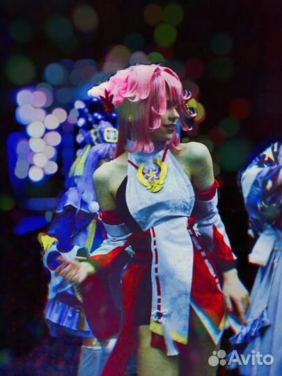 Геншин яэ мико косплей