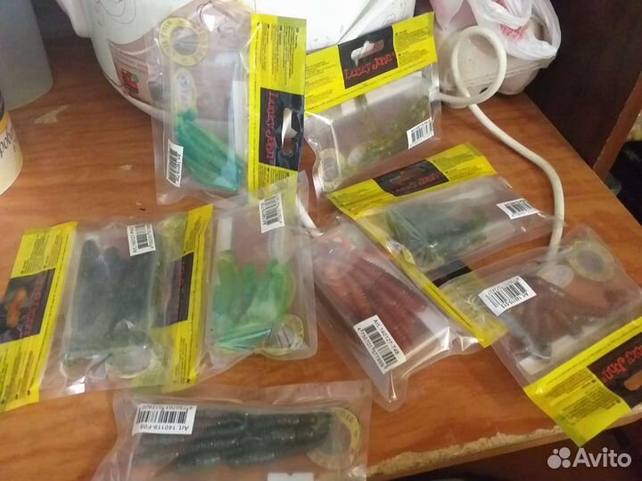 Рыболовные принадлежности 2