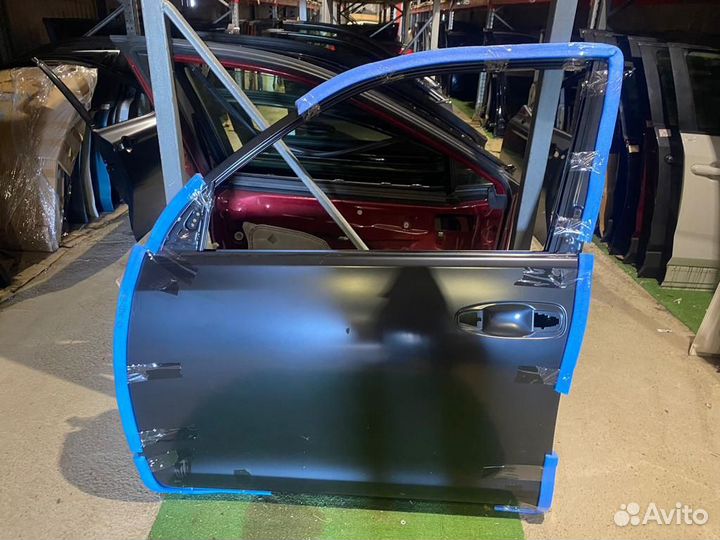 Дверь водительская на Toyota Land Cruiser Prado 15