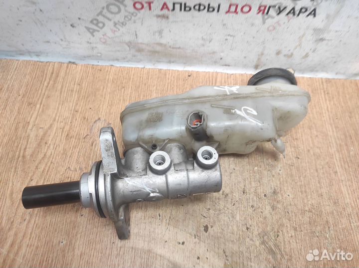 Цилиндр тормозной главный toyota Corolla E150 20