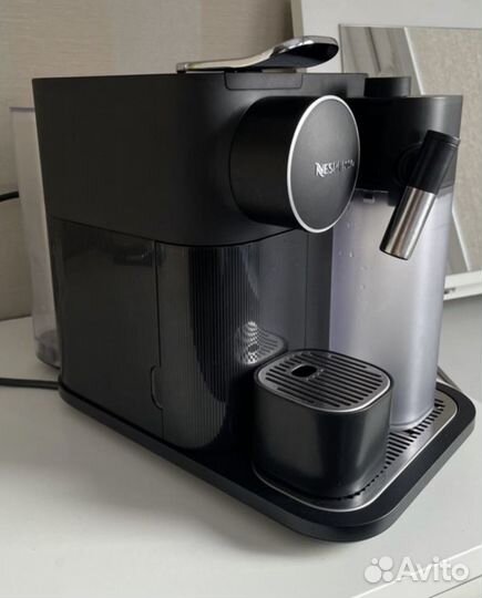 Кофемашина delonghi nespresso