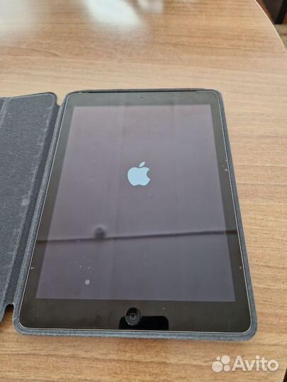 Apple iPad air 2 1475