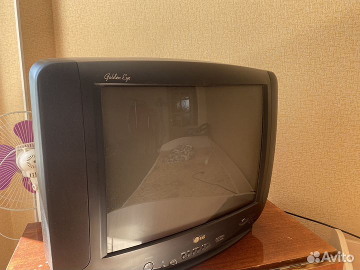 Старый Телевизо LG