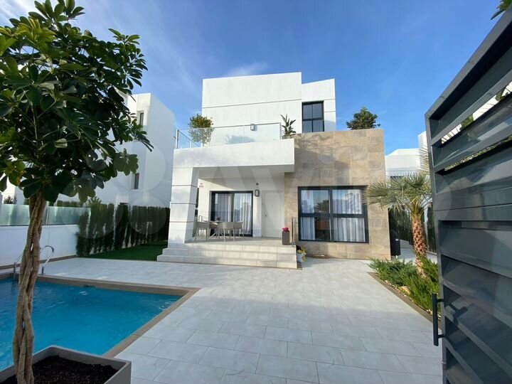 Дом 137 м² на участке 312 м² (Испания)