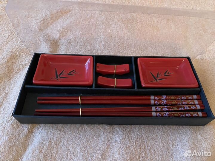 Набор посуды для суши и роллов