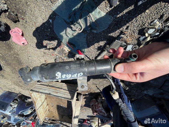 Jaguar XF форсунка омывателя фар