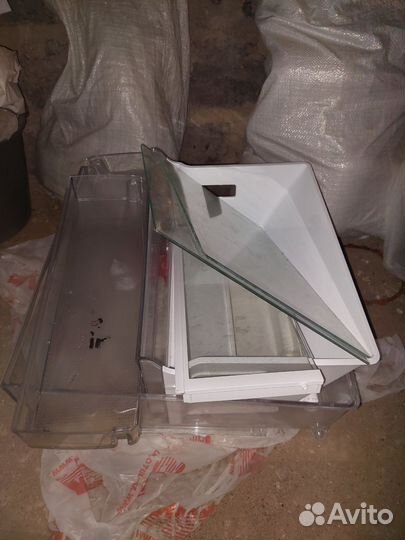 Полочки от холодильника LG