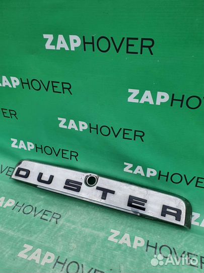 Накладка крышки багажника Renault Duster