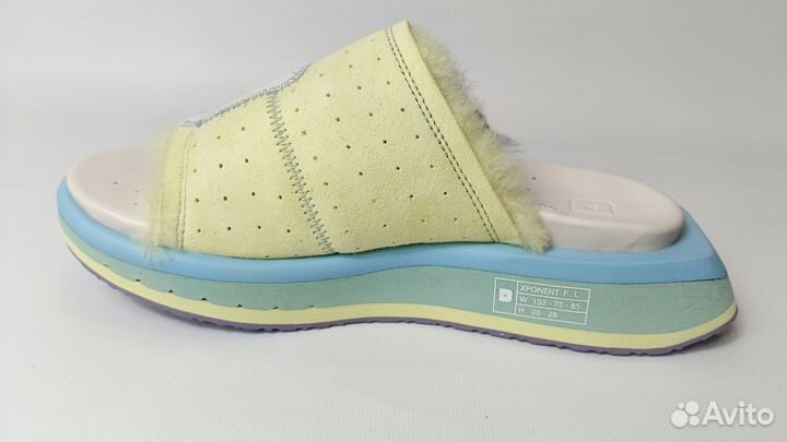 38 Меховые тапочки