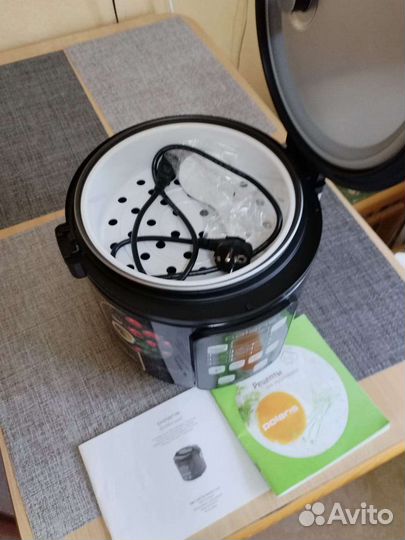 Мультиварка polaris pmc 0567AD новая