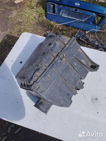 Корпус воздушного фильтра vоlvo 760 вольво 760