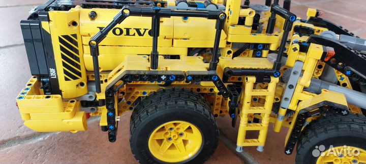 Lego Technic 42030 Volvo l350f