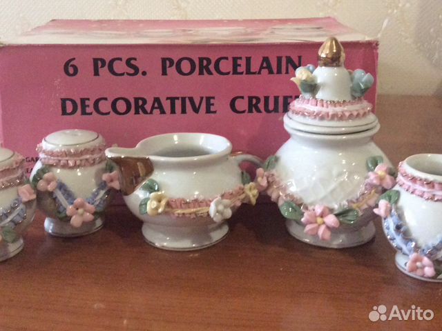 Набор для сервировки стола из фарфора