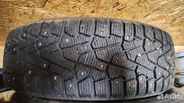 Pirelli Ice Zero 195/65 R15