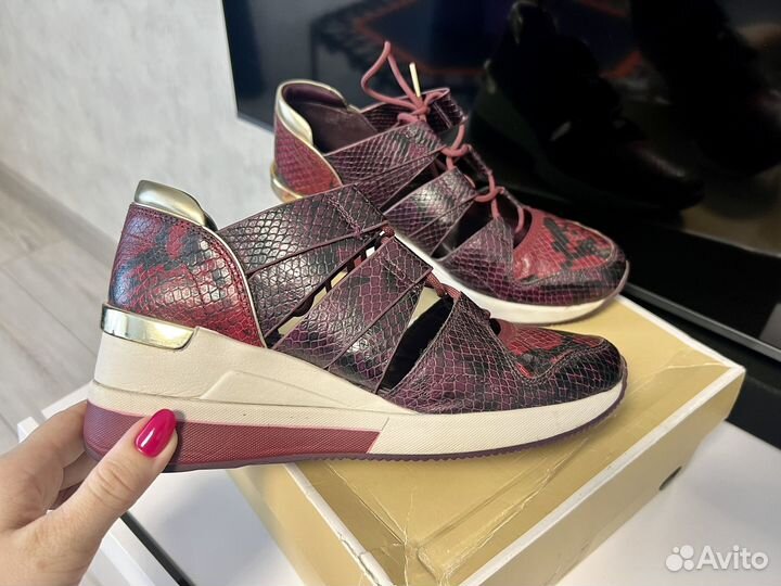 Michael Kors кроссовки летние