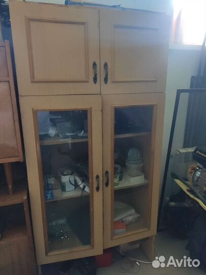 Шкаф сервант