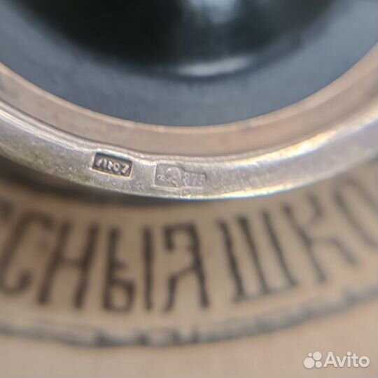 Брошка из серебра 875 пробы