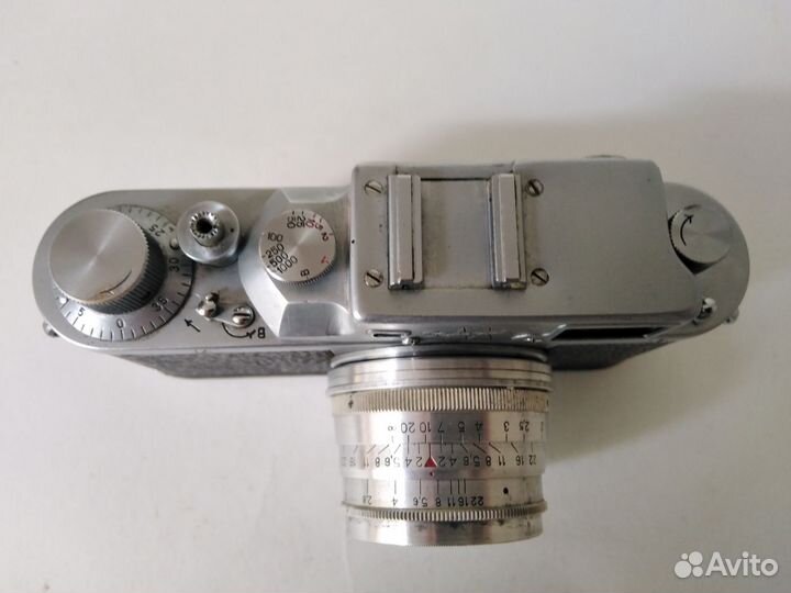 Пленочный фотоаппарат Зоркий-3М