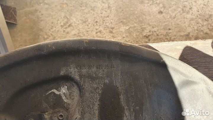 Кулак поворотный mercedes w204 amg