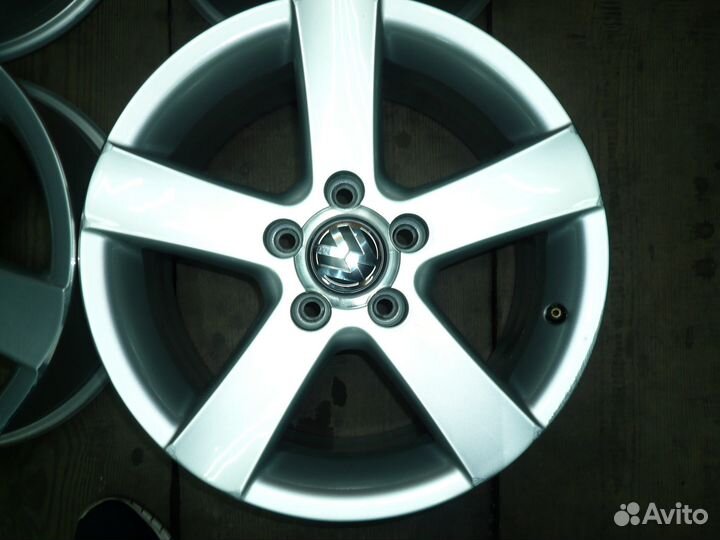 Литые оригинал Passat B5+ Vancouver R16 5х112