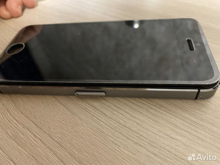 Телефон iPhone