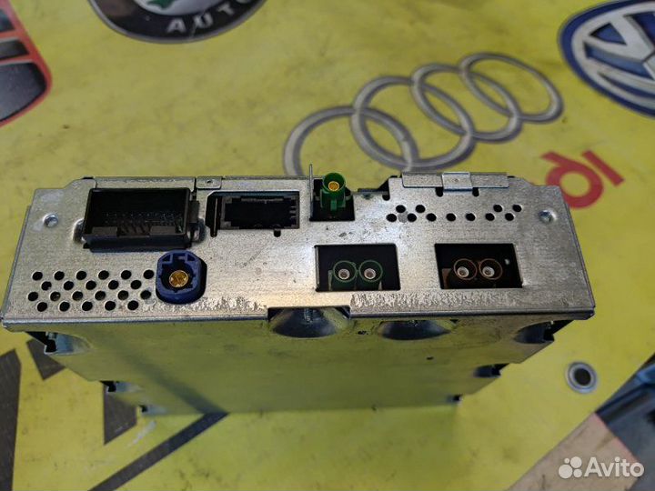 Тв-тюнер Audi A6 универсал 2.8 CCE 2009