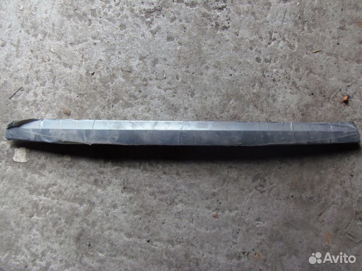 Накладка на багажник nissan