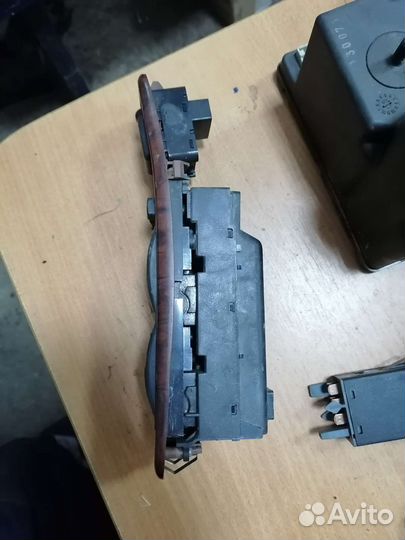 Блок управления стеклоподъёмниками byd flaer 2