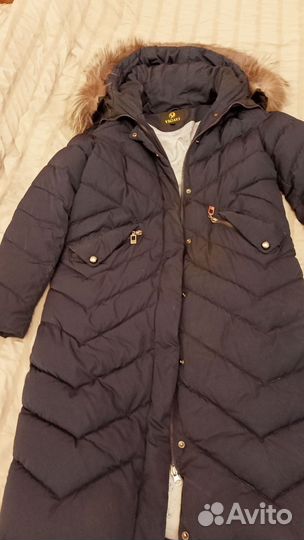 Пуховик женский 42 44 с мехом