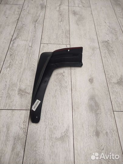 Брызговик задний правый XL Peugeot 4007 C-Crosser