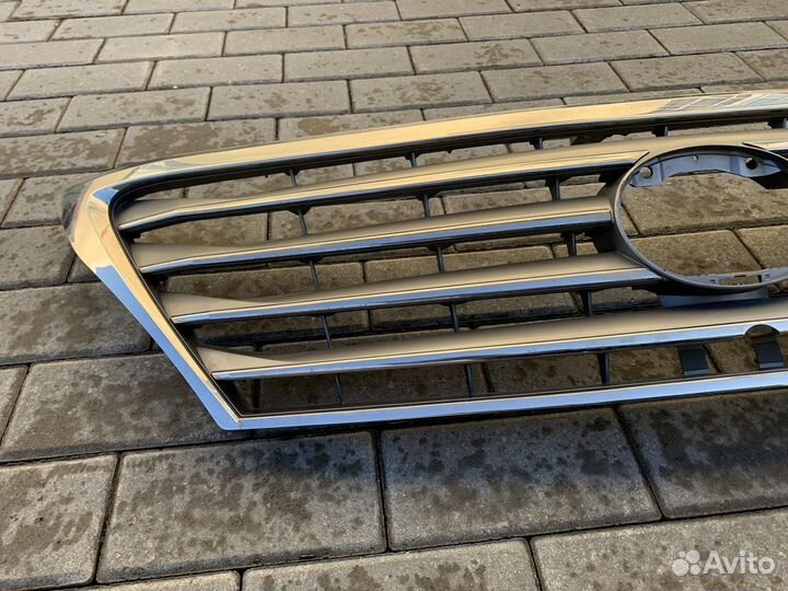 Lexus LX 570 (07-12) решетка радиатора