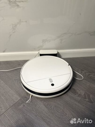 Пылесос Xiaomi Mi Robot Vacuum-Mop 2Lite