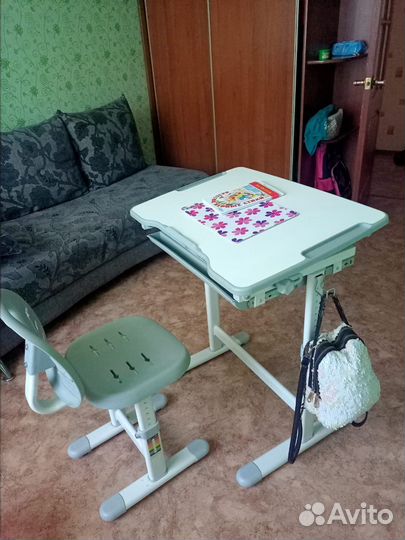 Растущая парта и стул