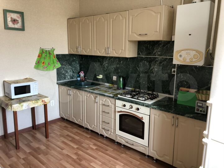 2-к. квартира, 80 м², 5/9 эт.