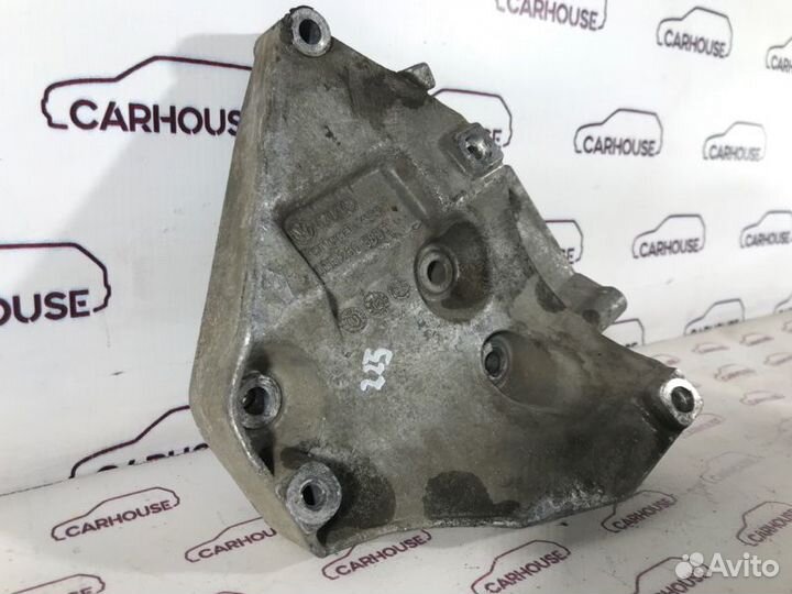 Кронштейн кондиционера Volkswagen Passat B5+ 1.8T