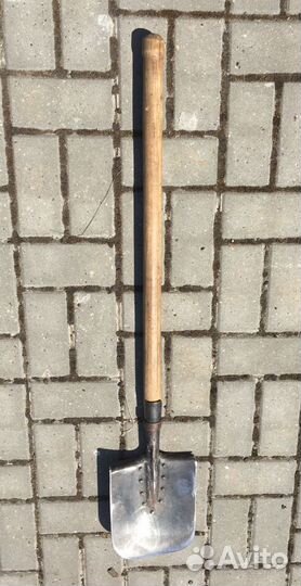 Большая саперная лопата