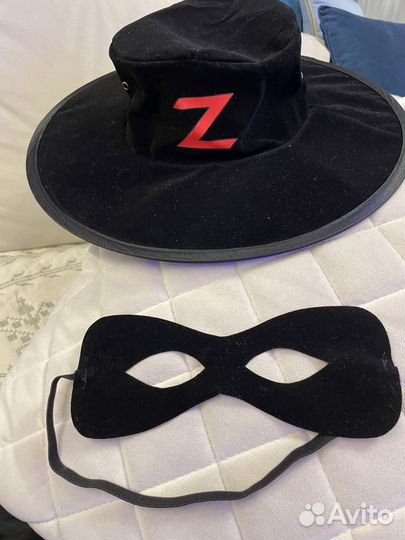 Новогодний костюм Zorro. Новый. р.128,134,140,146