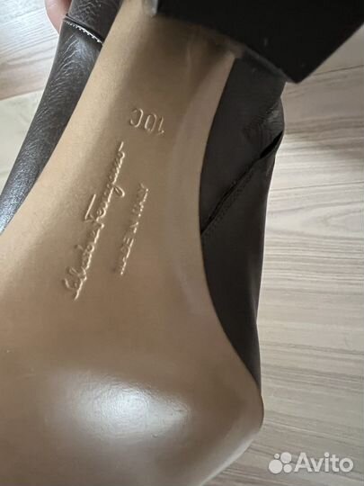 Сапоги Salvatore Ferragamo